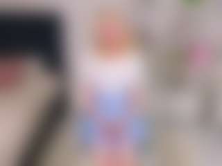 TakakoGaskamp's Live Sex Cam Show