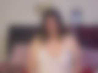 Live cam show with Oliviabrowm - Blonde Hair Middle Aged on hotwifechat.live