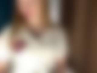Live cam show with GenevaHoen - New Squirt on Gym Cam Girls