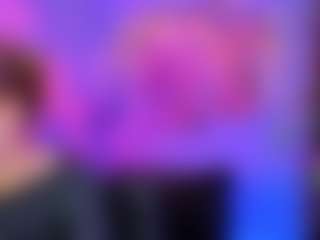 Live cam show with moon-vixen - Granny Squirt on CamClone
