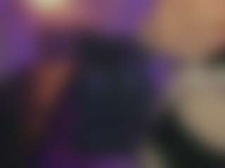 SandyTheQueen MILF webcam performer live streaming
