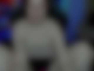 Live cam show with SugarSpiced - New Teen (18+) on Fling VIP Chat