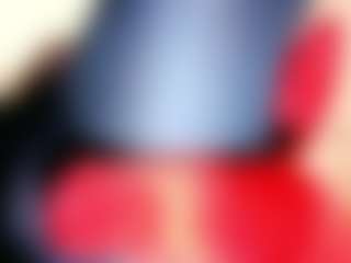 Live cam show with TinaBrooks - Petite on livesuperchat.net