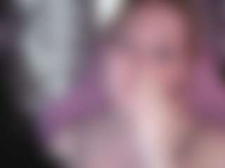 Live cam show with TinaBrooks - Joi on Livezox