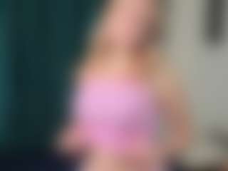 VanettaAngelucci's Live Sex Cam Show