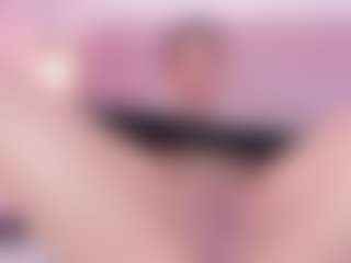AmandaLourens's Live Sex Cam Show