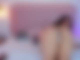 AmandaLourens's Live Sex Cam Show