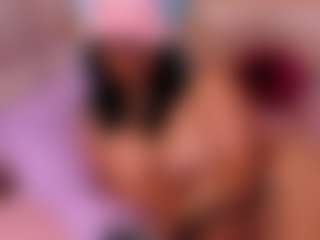 Show en direct avec bella-trix1 - Moaning sur Camsoda