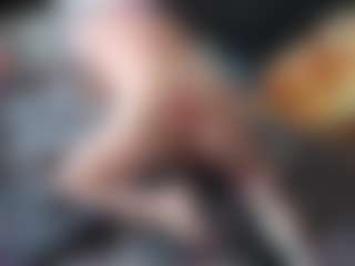 Live cam show with geilno - Armpits on TeamSkeetLive