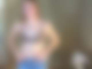 Live cam show with Amelia - Young Adult on Lustler