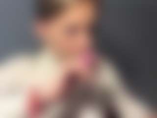 Live cam show with Rira - New Brown Eyes on nudelive.tv