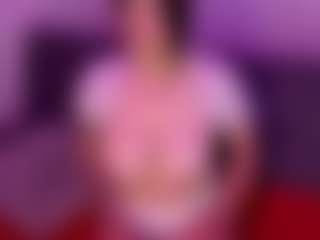 NAOMY's Live Sex Cam Show