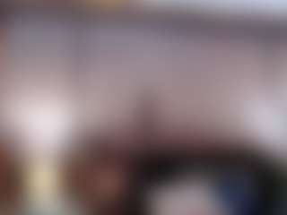 Live cam show with Scarlett13x - Average on Milfs Live