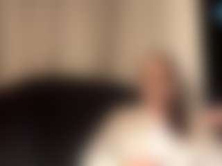 ShanonQasba's Live Sex Cam Show