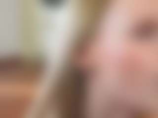 Live cam show with VanessaSuderman - Average on nudelive.tv