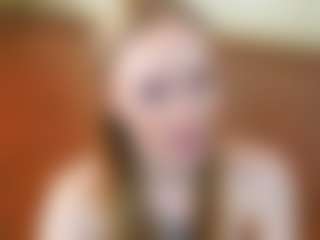 Live cam show with VanessaSuderman - Average on sexylive.show