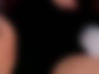 Show in cam erotica live di AliceLeenke