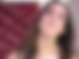 Live cam show with AliceLeenke - Brown Hair on Camsoda