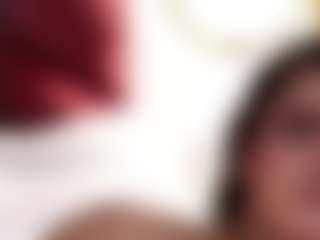 Live cam show with AliceLeenke - Tease on SinfulBabes