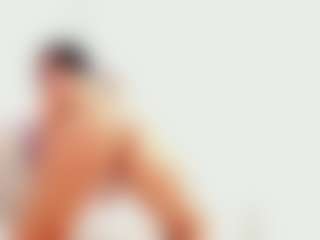 theylor-16's Live Sex Cam Show