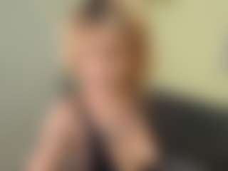 Trixie-June's Live Sex Cam Show
