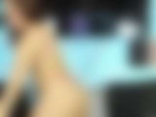 Live cam show with Cailyn-frox - Blonde Hair on sexylive.show