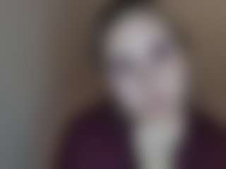 Live cam show with Laura - New Brown Eyes on Camversity
