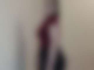 Laura's Live Sex Cam Show