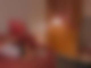 Live cam show with LunaRa1n - Spanks on Hubzter Live