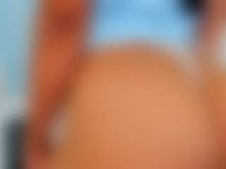 Live cam show with anitta-bella28 - Facial on SpankPalCams