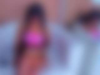 Live cam show with EllieFoxx - Tease Ebony on PervPlay.com | colombia