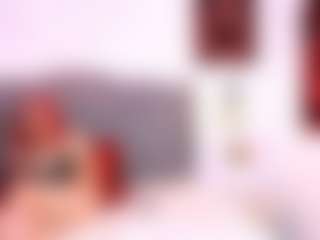 Live cam show with Lau-rousse - Brown Eyes Red Hair on CamClone