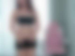 Live cam show with Lilyisshy - Drinking on crypto-cams