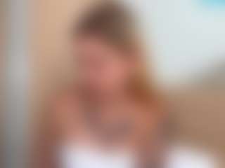 Julia's Live Sex Cam Show