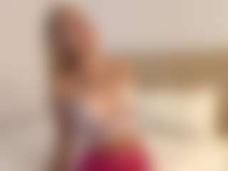 Julia's Live Sex Cam Show