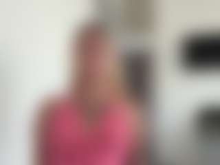 Live cam show with Julia - Body Massage on Hubzter Live