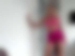 Show en direct avec Julia - Green Eyes sur Camsoda