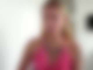 Live cam show with Julia - Butt Plug on Hubzter Live
