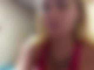 Julia's Live Sex Cam Show