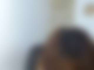 Kiarablow's Live Sex Cam Show