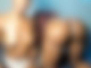Live cam show with Slimmie-coochie - Lush on mypornchat.com
