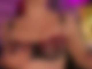 soy-thamara's Live Sex Cam Show