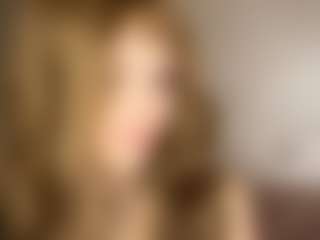 AvrilOllison's Live Sex Cam Show