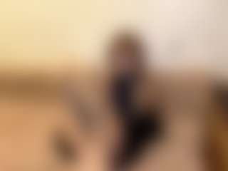 Live cam show with AvrilOllison - Control on Dare Cams