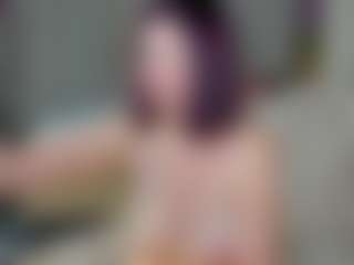 Spettacolo in cam dal vivo con Donna-Hale - Submissive su Camsoda