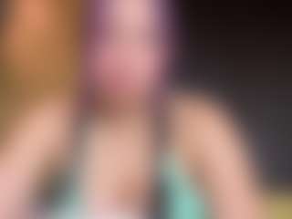 Live cam show with Violett-moonx - Huge on Camsoda