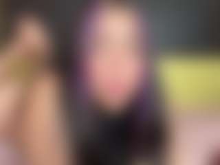 Live cam show with Violett-moonx - Colombia Young Adult on WildCum
