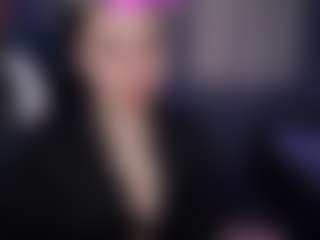 Live cam show with 69queenmasha - Solo on liverealitysex.com