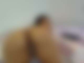 DulcePinky's Live Sex Cam Show