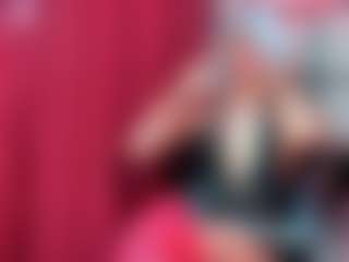 Kylie-Bennett's Live Sex Cam Show